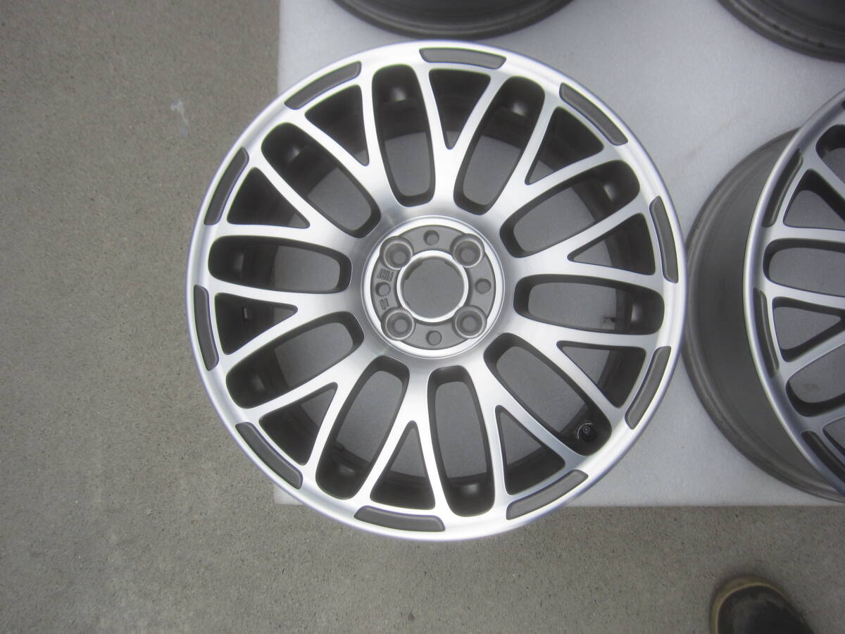 美品　フィアット　アバルト　純正　17インチ　４本　　　　　　　　　　　　　　　７１７_画像4