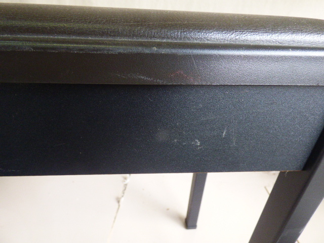 む478●ヤマハ ピアノ椅子●即決!/YAMAHA/黒/背もたれなし/高さ調節不可/詳細写真複数あり_画像6