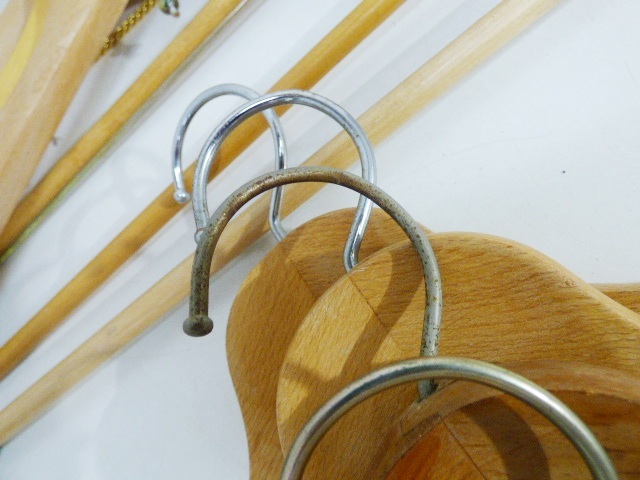 む612●木製ハンガー大量●30点以上/洋服掛け/パンツハンガー/インテリア/詳細写真複数あり_画像10