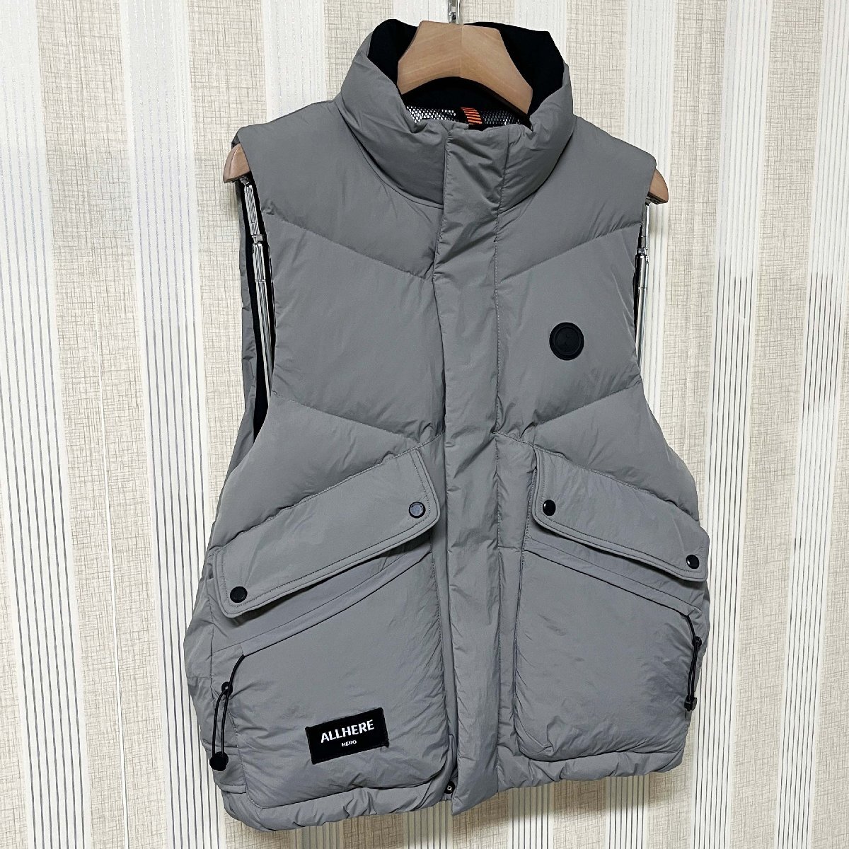 ダウンベスト イタリア製造 ダックダウン90% 防寒対策 ふわふわ ソフト 無地 シンプル 袖なし アウター ダウンジャケット 冬服 SIZE:XL_画像8