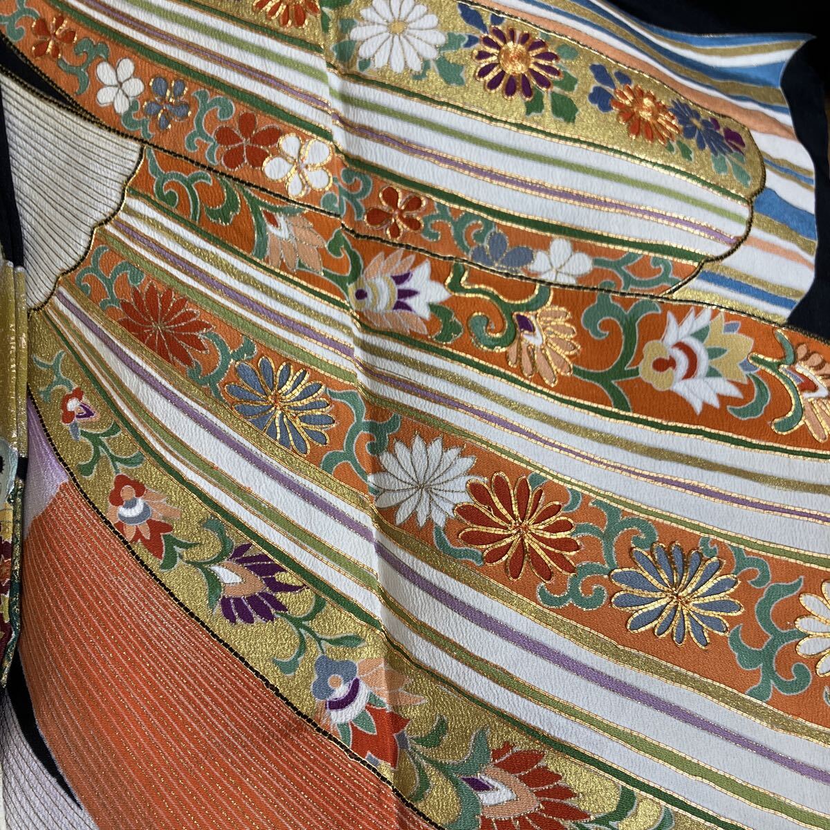 一右衛門No2537 黒留袖 8枚まとめ売り 金彩友禅 金駒刺繍 京友禅 正絹着物 刺繍 豪華留袖 留袖 大量まとめ売り大処分_画像6