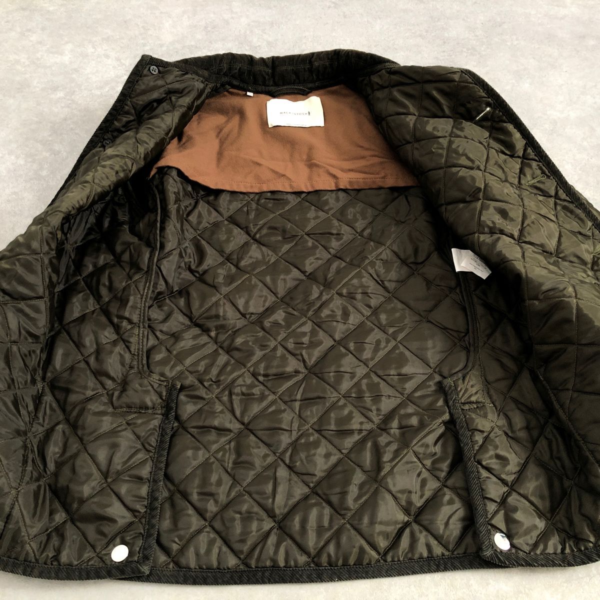 本家・英国製●MACKINTOSH●保温性キルティング ジャケット●マッキントッシュ_画像5