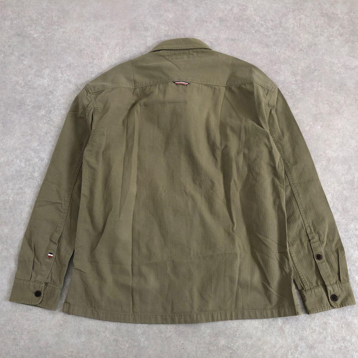 新品●TOMMY JEANS●ミリタリー デザイン シャツ●トミーヒルフィガー_画像4
