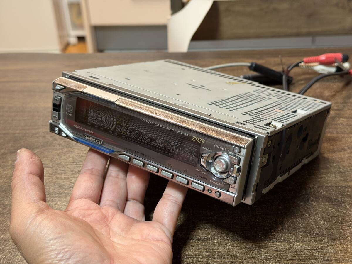 ジャンク□ケンウッド製1DIN CDデッキ Z929 本体のみ部品取りに_画像2