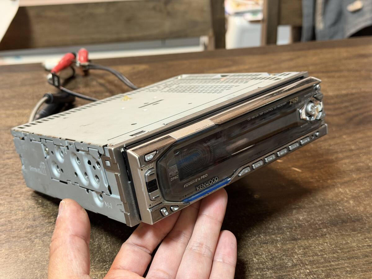 ジャンク□ケンウッド製1DIN CDデッキ Z929 本体のみ部品取りに_画像3