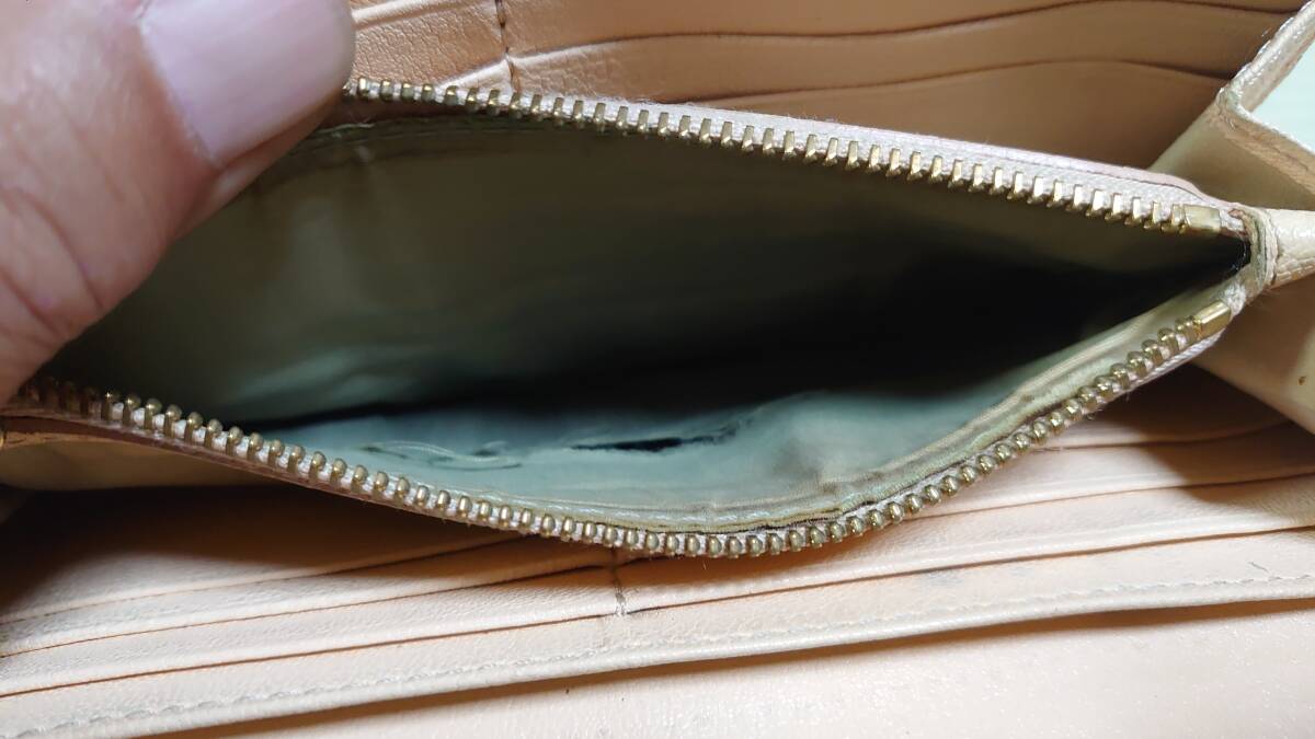 ブランドバッグ・財布等大処分：Chloe・クロエ本革長財布・外装美品、コインポケット難あり品_画像6