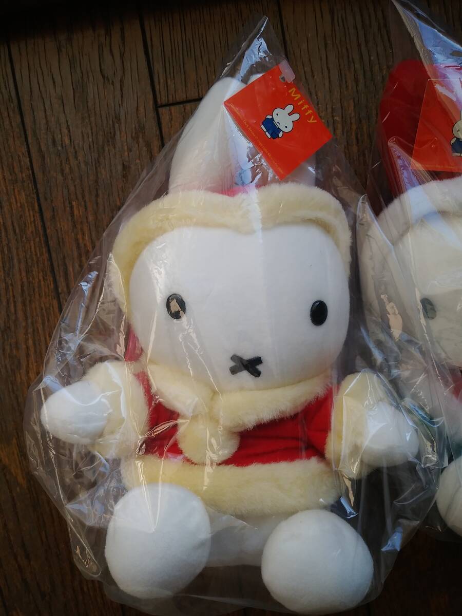♪ディック・ブルーナ(miffyミッフィー)可愛い♪レア?!非売品クリスマスミッフィーちゃん(うさぎうさちゃん)ぬいぐるみ♪2体セット♪♪_画像3