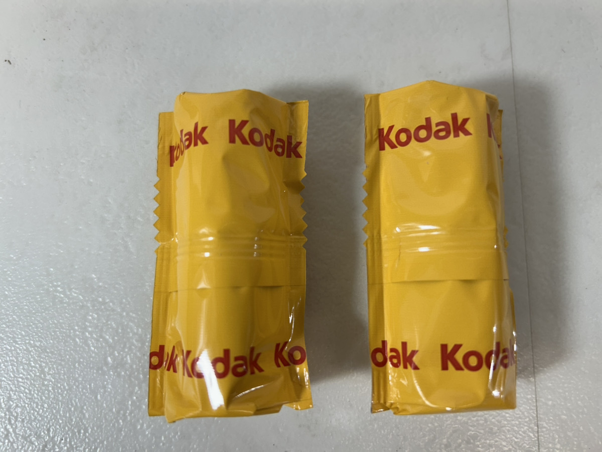 12072-092*1 иен ~/ камера плёнка 5 шт суммировать /Kodak/PORTRA 400 220 5шт.@ упаковка /Kod160NC120 2 шт /FUJIFILM PN400N 120 2 шт / нераспечатанный / окончание срока действия *