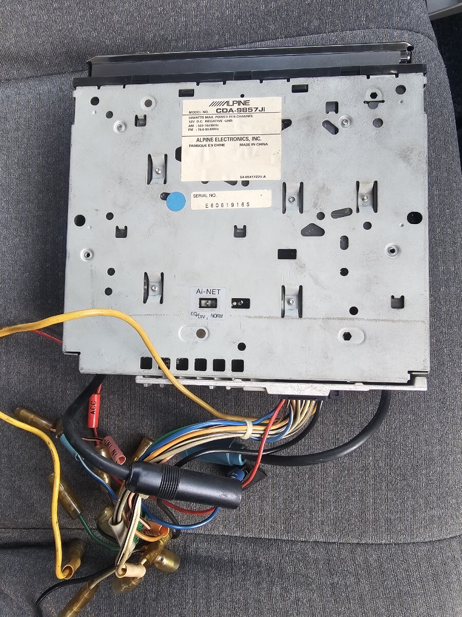 ★ALPINE CDA-9857Ji CDプレーヤー_画像4