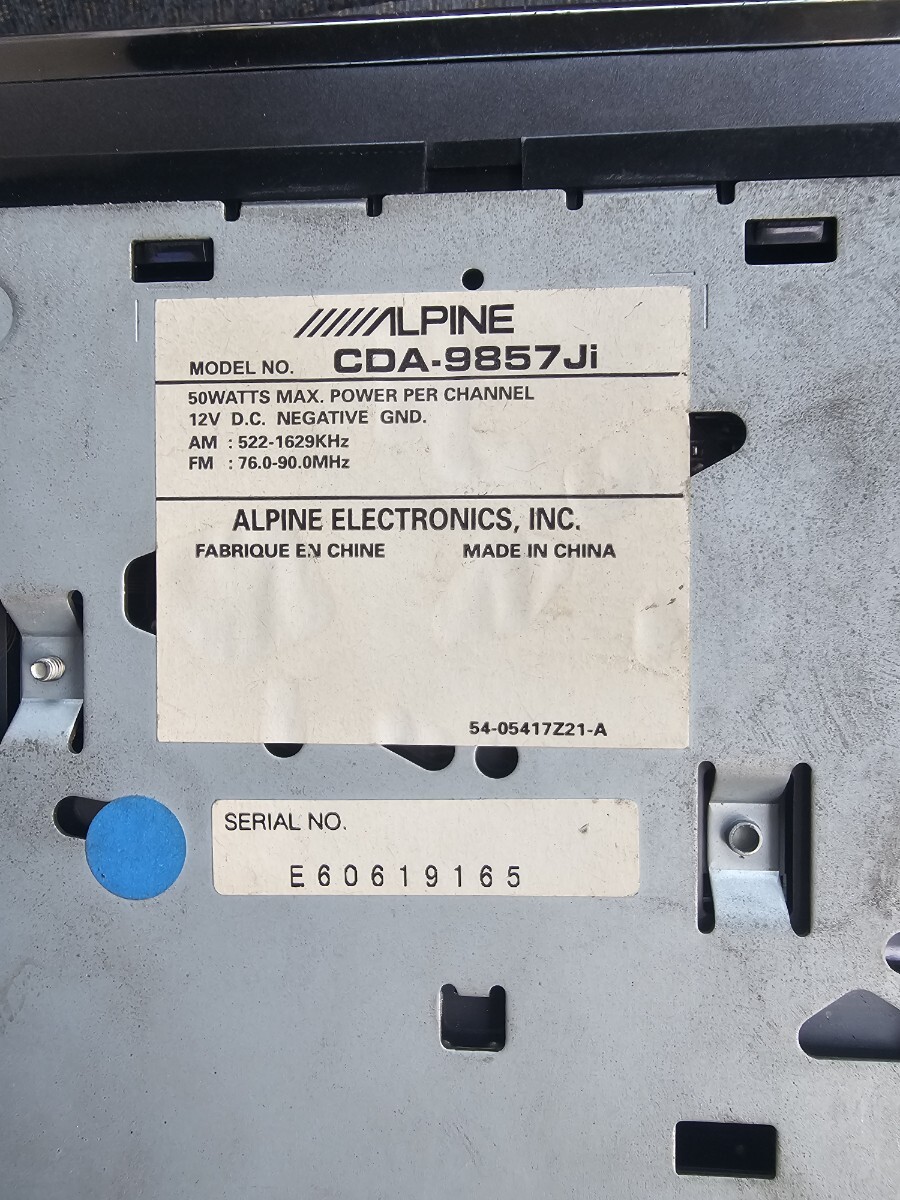 ★ALPINE CDA-9857Ji CDプレーヤー_画像6