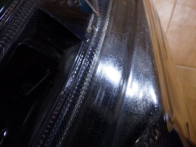 トヨタ ZRR80 ZWR80 ZZR85 ヴォクシー 前期 純正 左ヘッドライト 左ライト 左側 ヘッドランプ ランプ 中古 １個_画像5