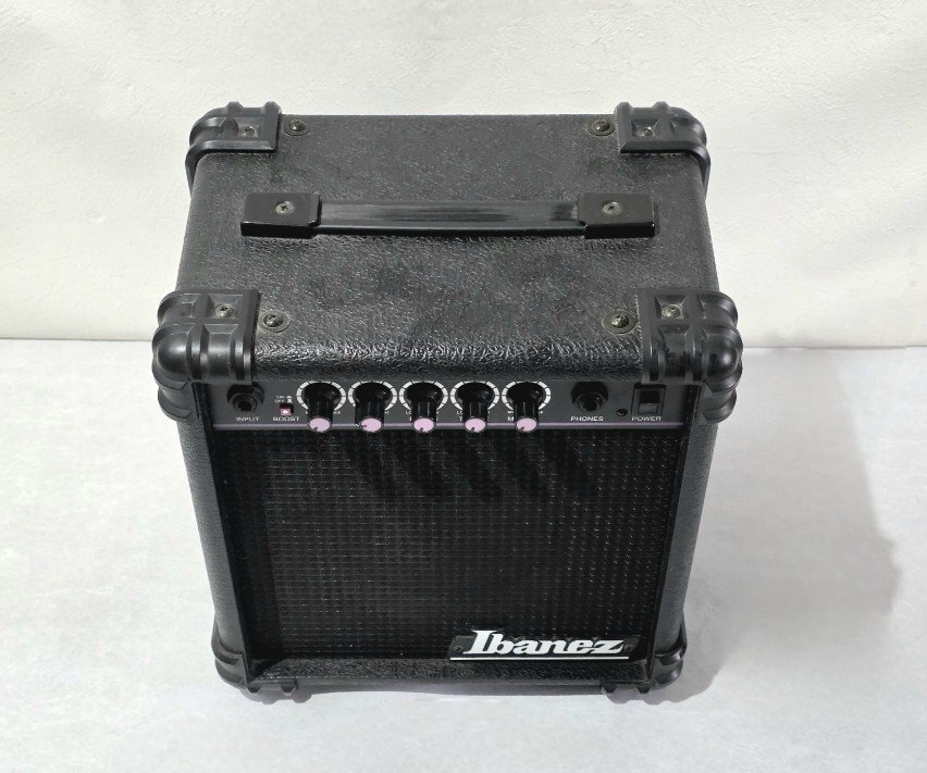 Ibanez アイバニーズ ギターアンプ IBZ3 小型アンプ シンプルイコライザー 自宅練習 初心者向け HMY_画像3