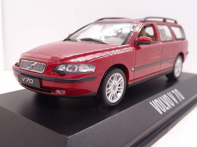 VOLVO V70 WINE RED 未使用 ボルボ V70 ワインレッド VOLVO for life MINICHAMPS_画像1