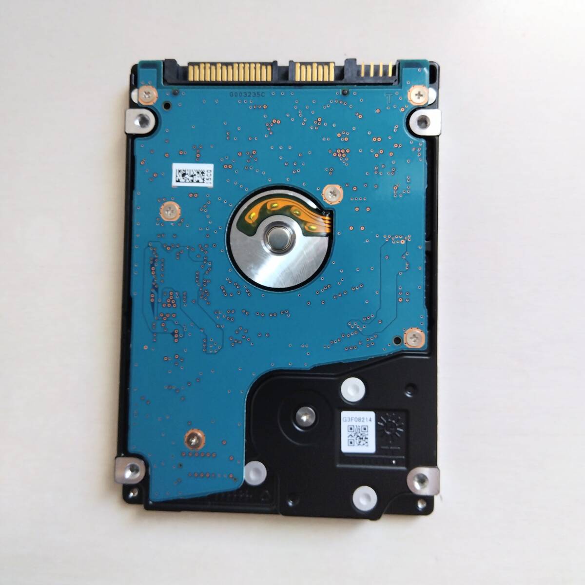 【98】1TB 1000GB HDD SATA 2.5インチ 東芝 MQ01ABD100 ハードディスクドライブ_画像3
