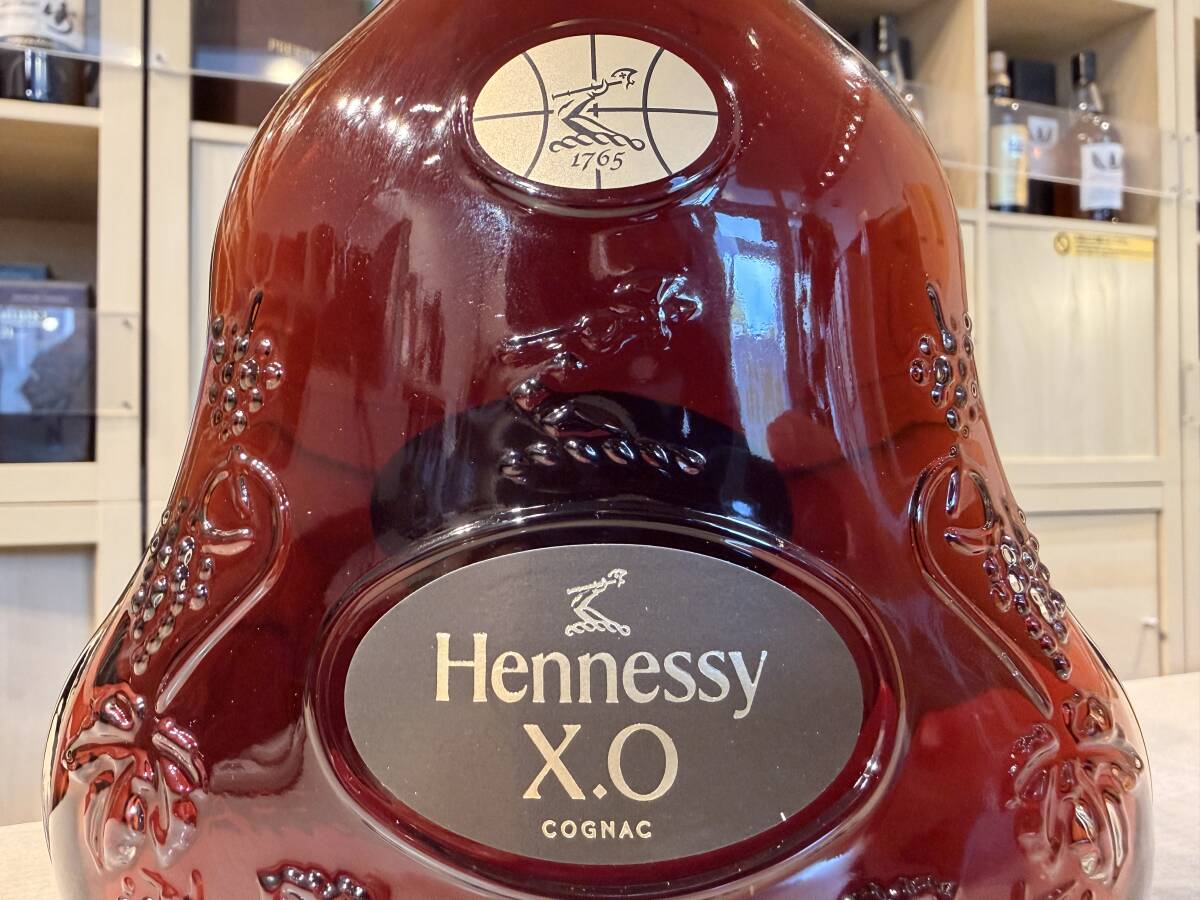 111408 Hennessy（ヘネシー）XO NBA コレクターズエディション 40％ 700ml 箱付_画像4