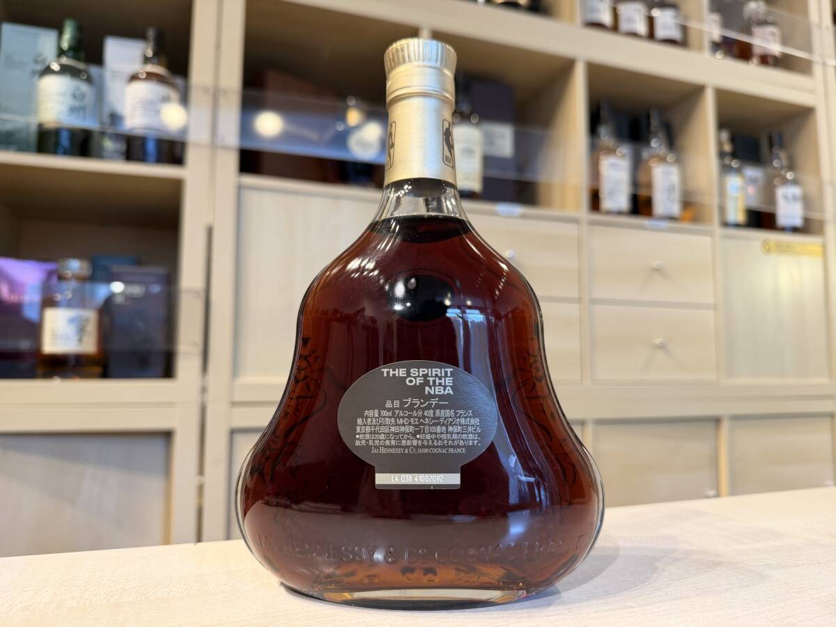 111408 Hennessy（ヘネシー）XO NBA コレクターズエディション 40％ 700ml 箱付_画像5