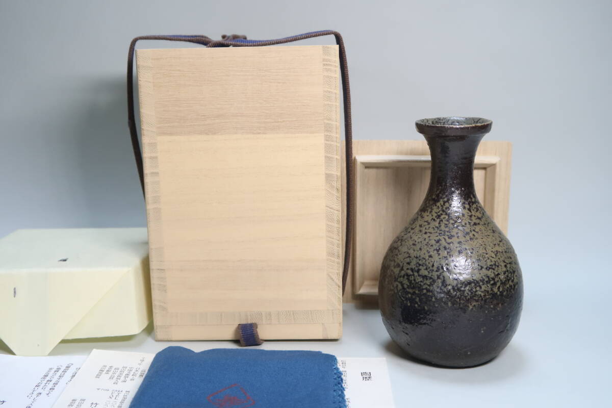  бамбук средний . следующий . часть бутылочка для сакэ { чёрный Bizen журавль шея бутылочка для сакэ }