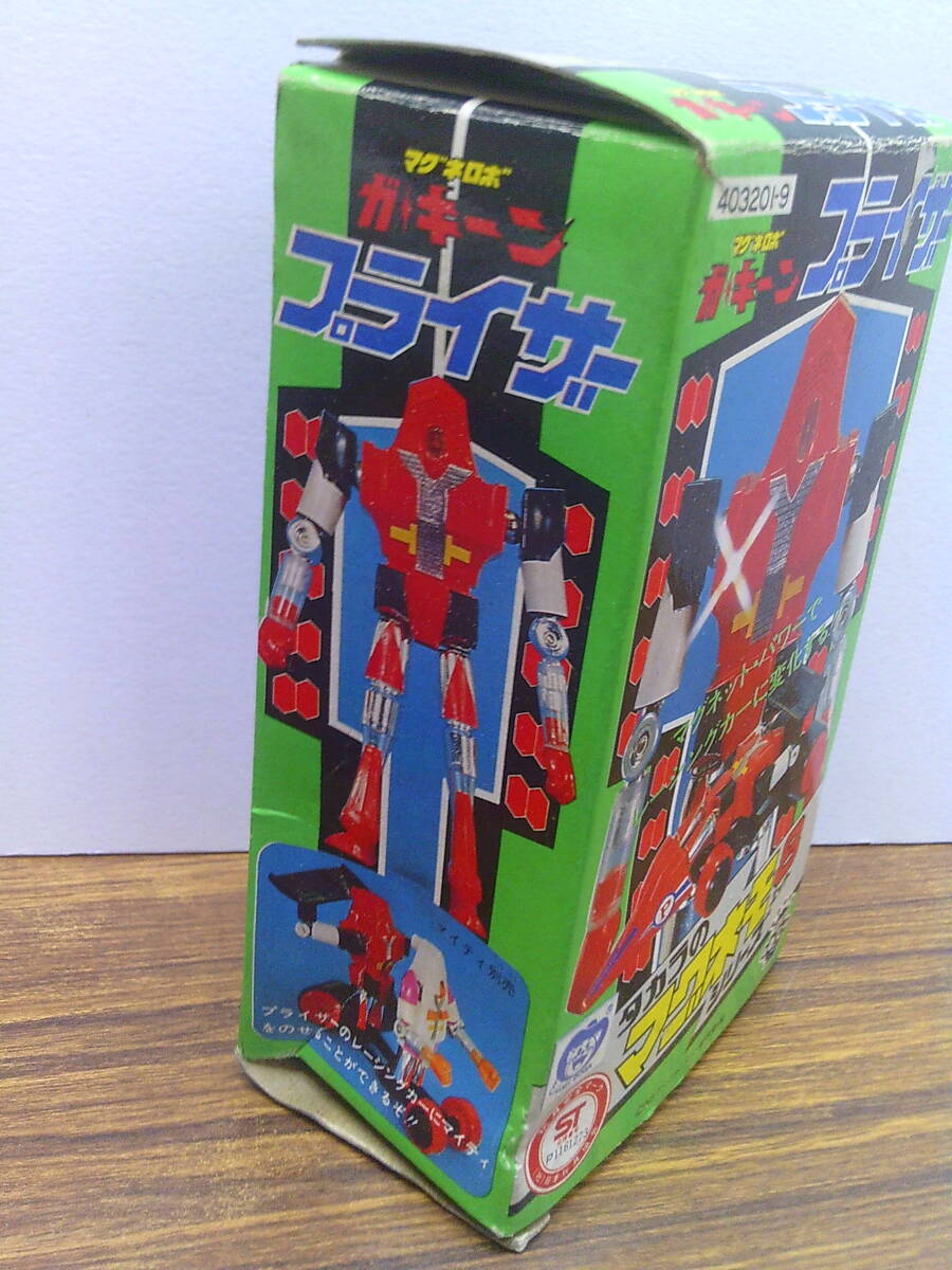 D56【空箱】タカラのマグネモ8シリーズ マグネロボ ガキーンプライザー_画像2