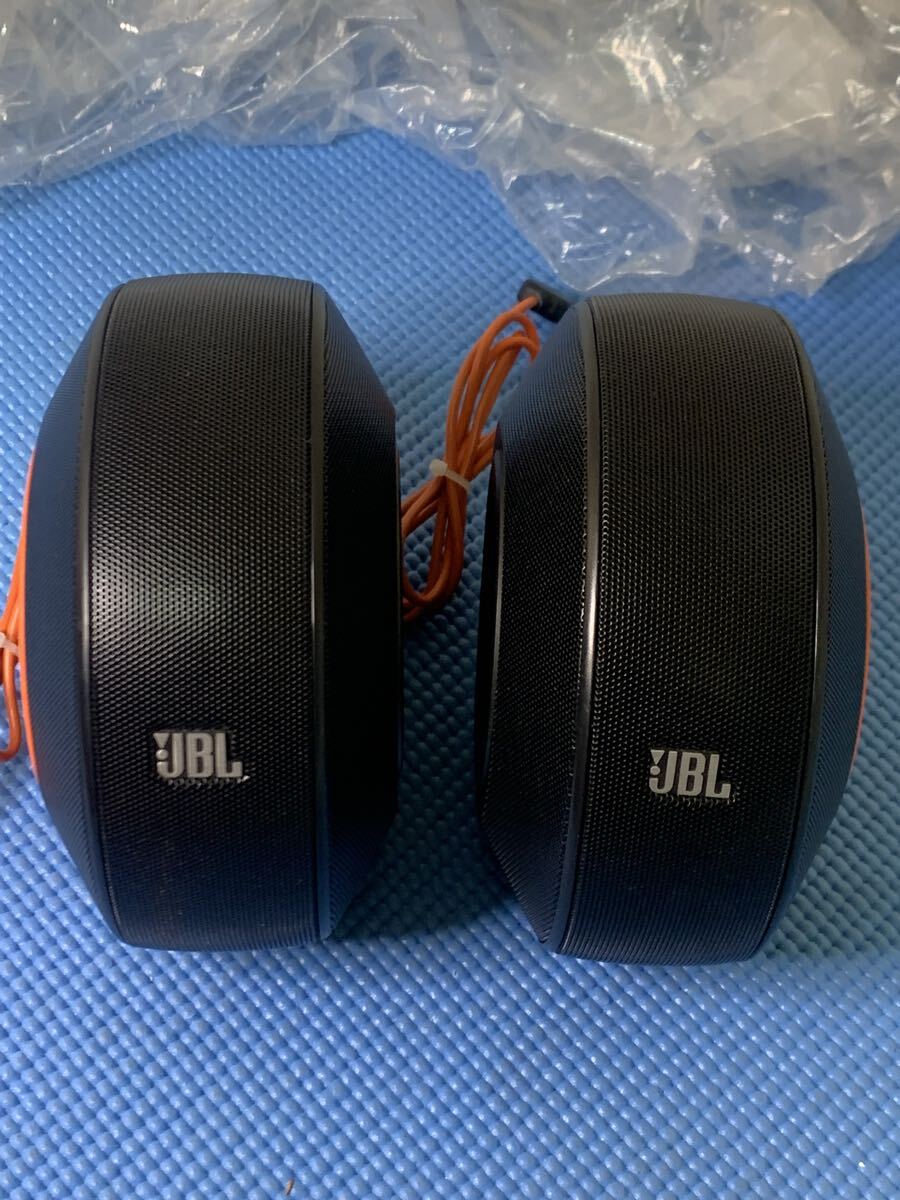 （動作品）美品 JBL Pebbles バスパワードスピーカー USB DAC内蔵 ブラック JBLPEBBLESBLKJN (S-98）_画像4