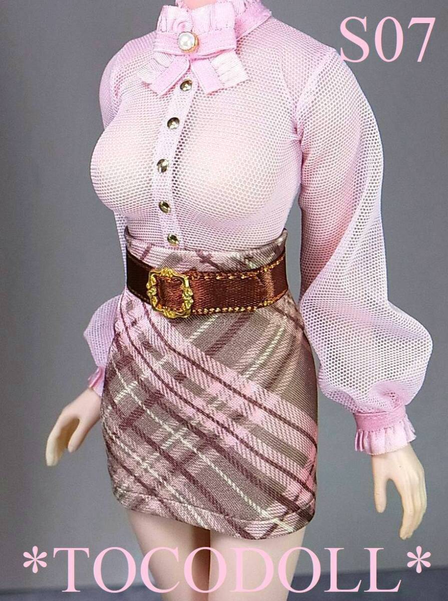 *toco*Phicen/TBLeague用 S07 オフィススタイル パフスリーブシアートップス&タイトスカート/ピンク チェック_画像2