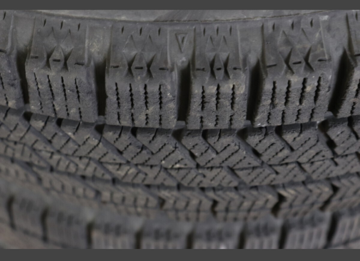 【4個口発送】BRIDGESTONE BLIZZAK VRX2 165/65R14 ブリヂストン タイヤスタッドレス 14インチ アルミホイール _ZJP_C0813-J018、4本_画像4