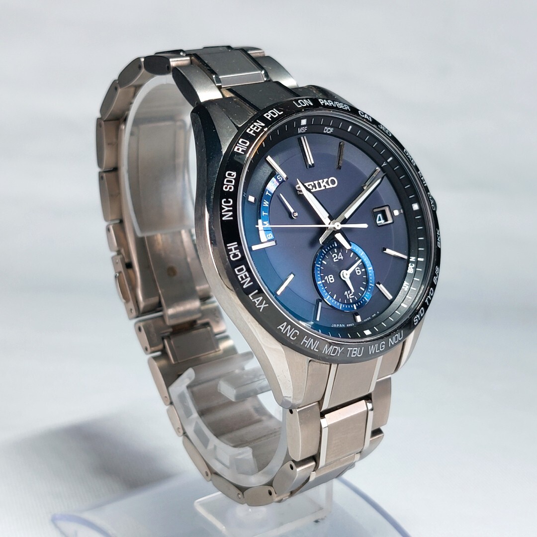 美品 SEIKO セイコー BRIGHTZ ブライツ フライトエキスパート 腕時計 電波ソーラー SAGA235 カレンダー デュアルタイム 動作確認済み_画像3