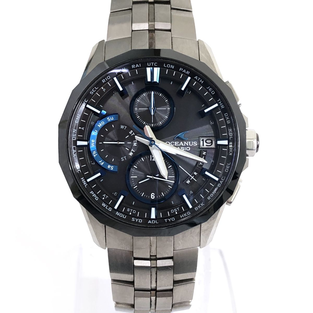 美品 CASIO カシオ OCEANUS オシアナス マンタ 腕時計 OCW-S3001-1AJF 電波ソーラー タフソーラー チタン マルチバンド6 動作確認済み_画像2
