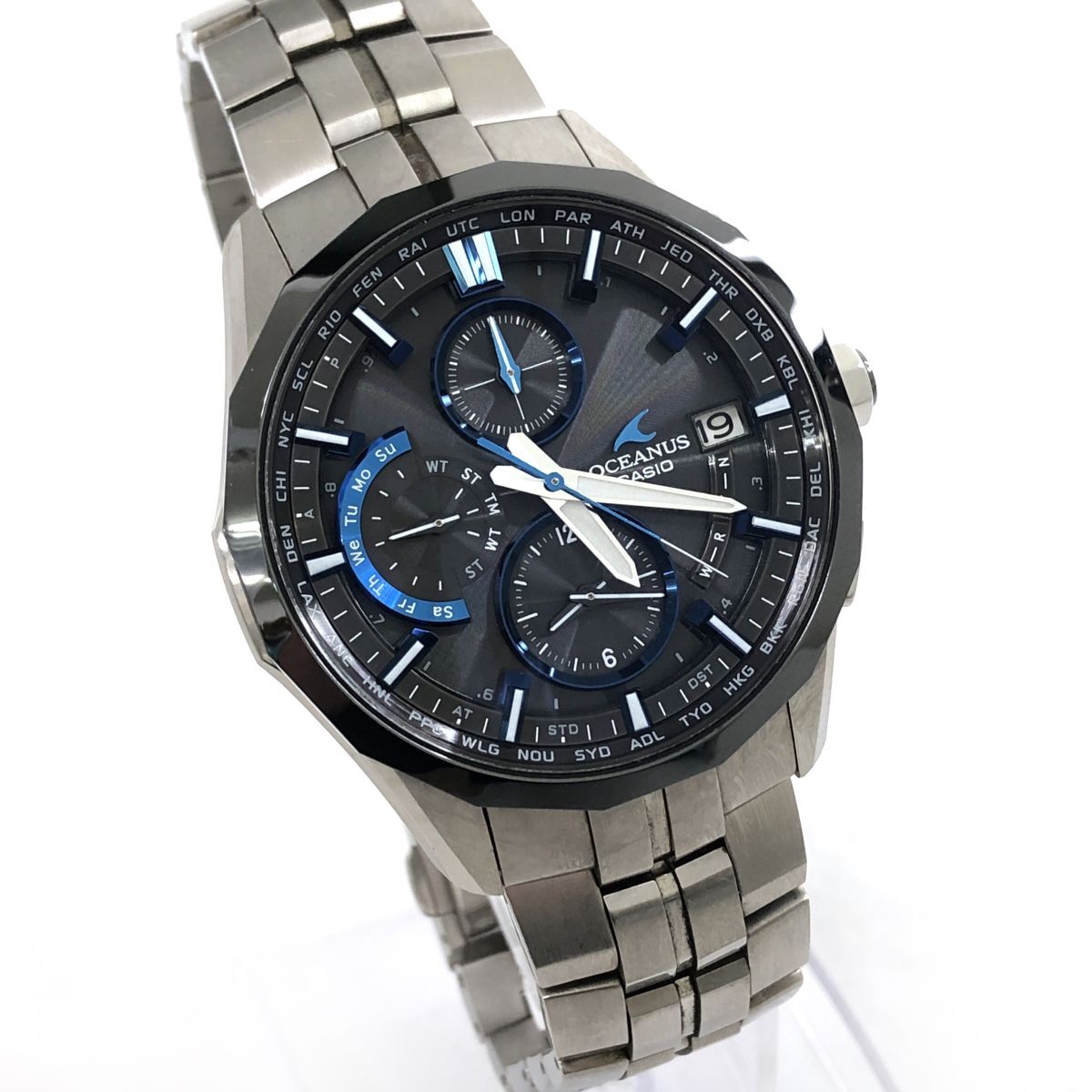 美品 CASIO カシオ OCEANUS オシアナス マンタ 腕時計 OCW-S3001-1AJF 電波ソーラー タフソーラー チタン マルチバンド6 動作確認済み_画像4