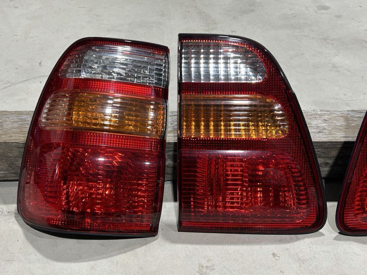 ランドクルーザー100前期純正テールランプ 左右セット KOITO60-73_画像2