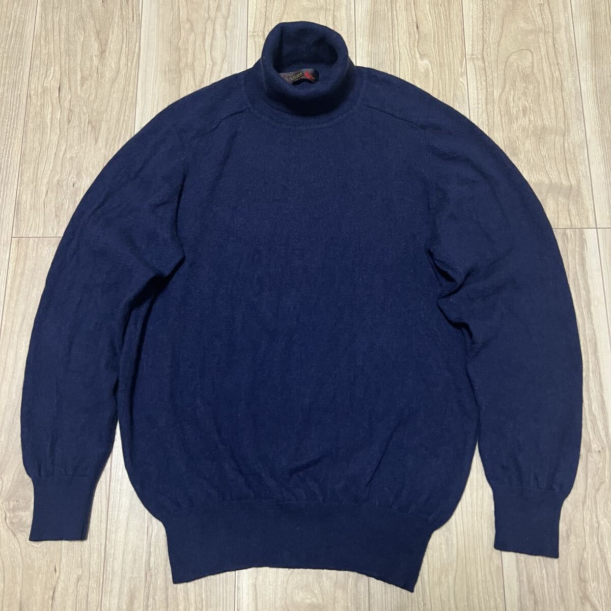 ★カシミア100%★ 高級 GRABRE 長袖 カシミヤ ニット タートルネック セーター 紺色 ネイビー メンズ サイズM 美品 R-8340_画像1