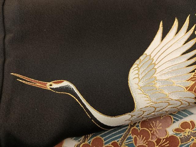 平和屋着物■豪華黒留袖 流水飛鶴草花文 金彩 正絹 逸品 BAAQ4596du_画像5