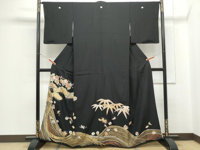 平和屋着物▼豪華黒留袖　駒刺繍　宝尽くし松竹梅　金彩　正絹　逸品　CABA6578th_画像1