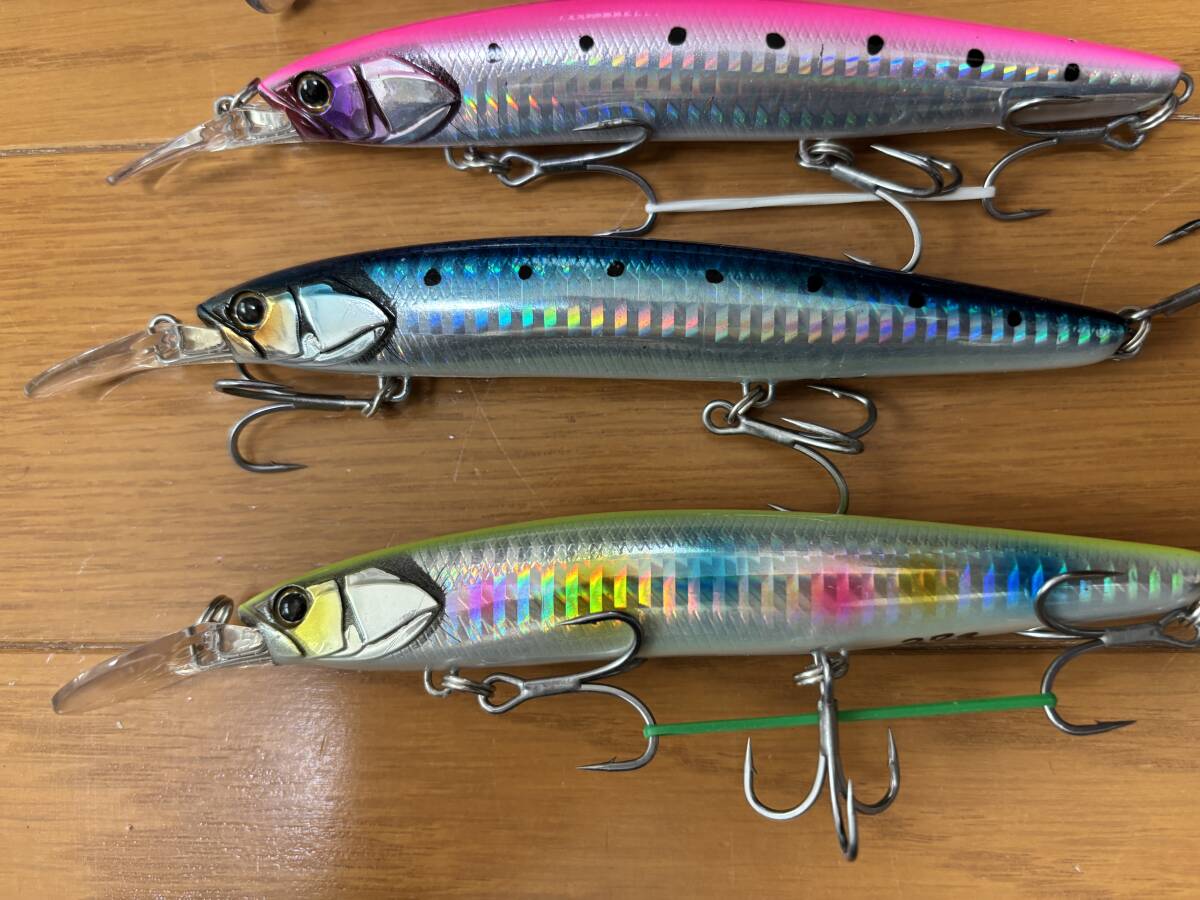 ジャッカル　湾岸ミノー　128S　３個　　　　アンチョピート120SL　１個　計４個　　中古_画像3