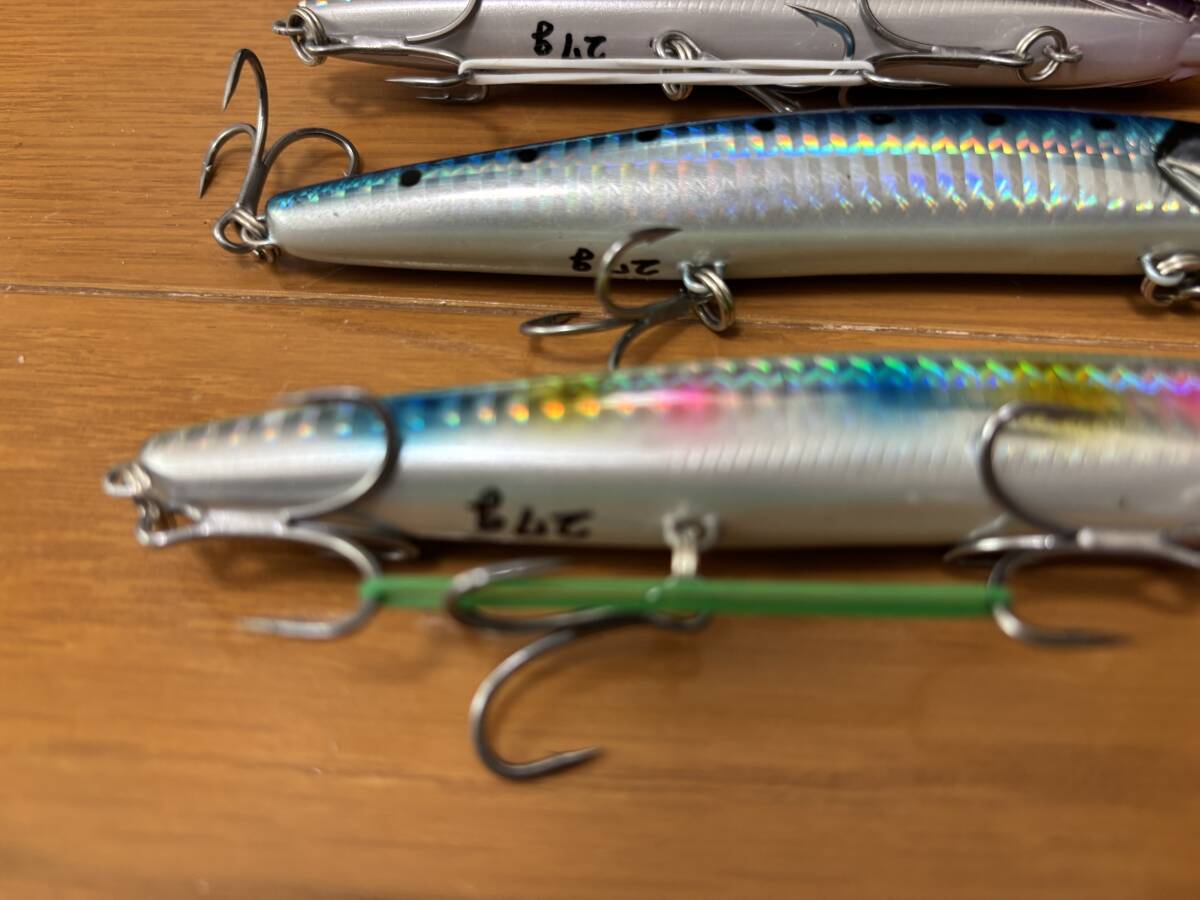 ジャッカル　湾岸ミノー　128S　３個　　　　アンチョピート120SL　１個　計４個　　中古_画像6