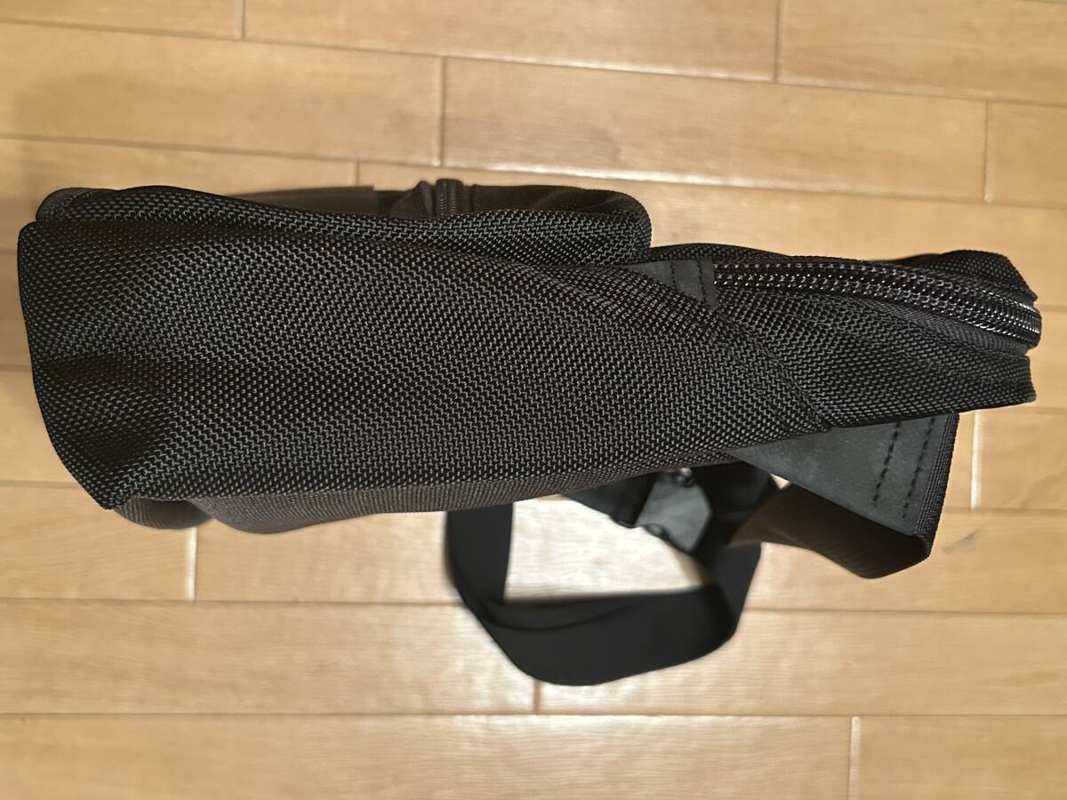 ブリーフィング DELTA SLASHER M ショルダーバッグ_画像4
