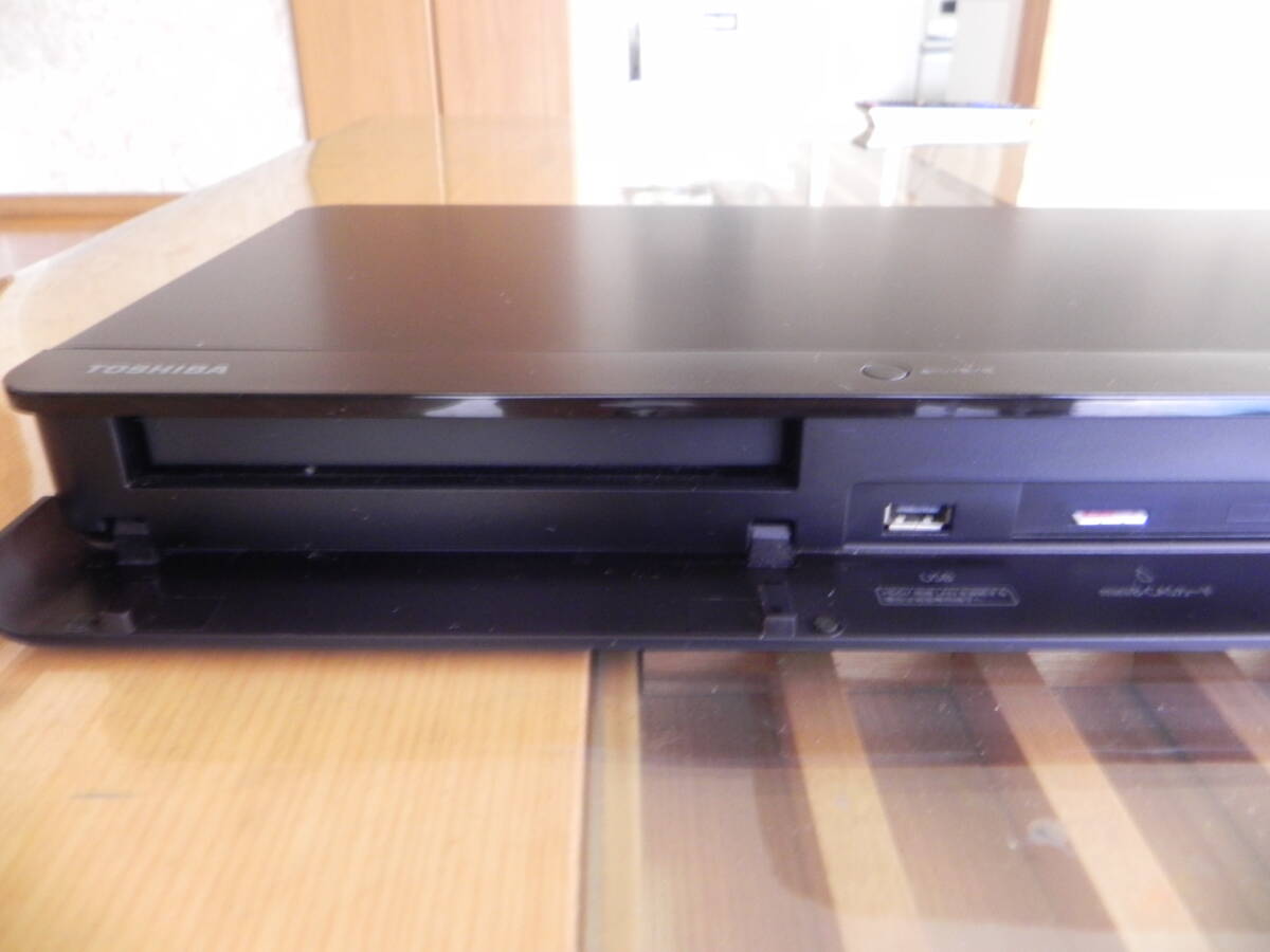 TOSHIBA レグザブルーレイ DBR-Z520 2014年製造 リモコン付 ブルーレイレコーダー 同時録画可能番組数:2番組 HDD容量:1TB_画像4
