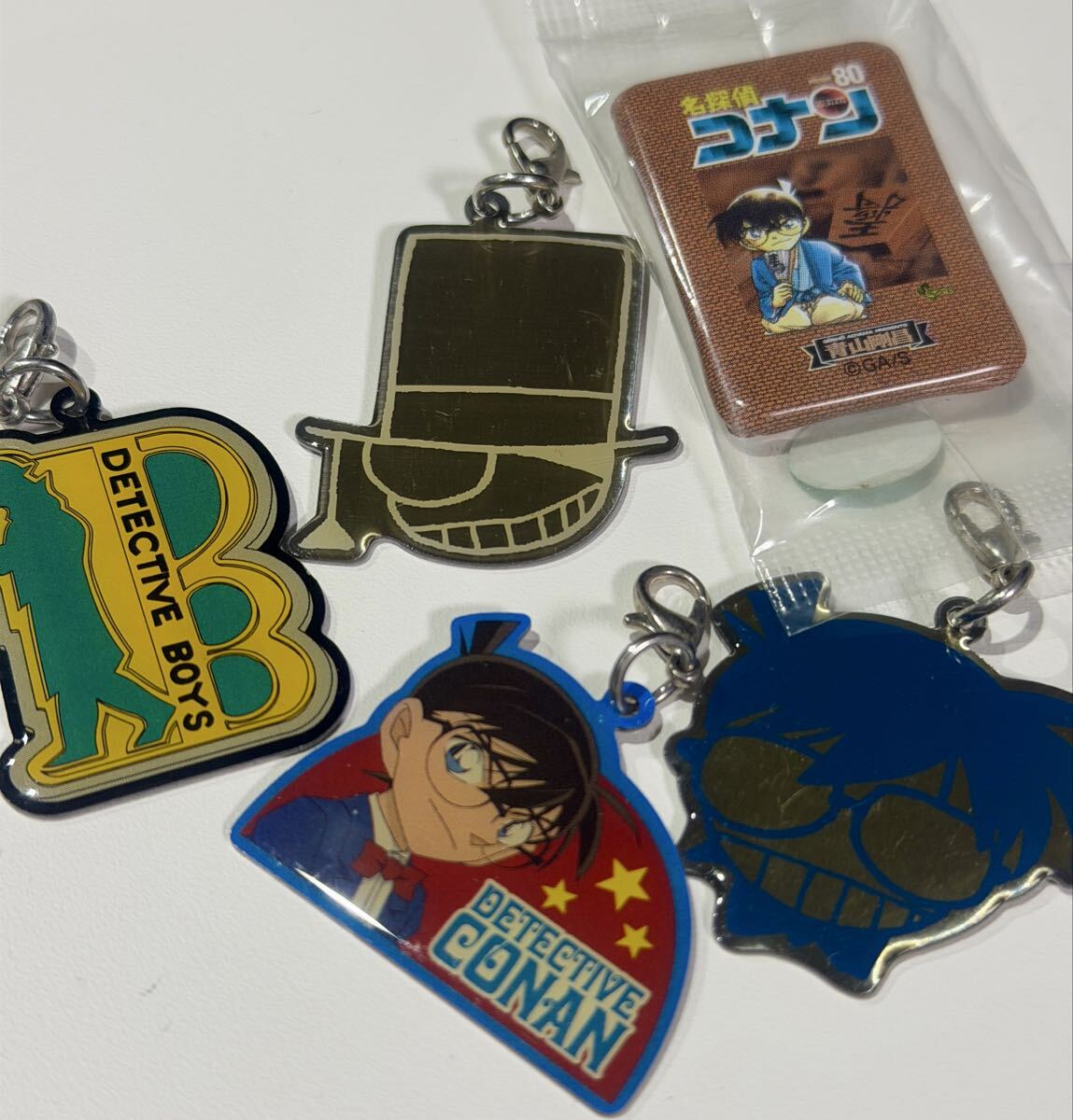 【名探偵コナン】メタルチャーム 缶バッチセット_画像2