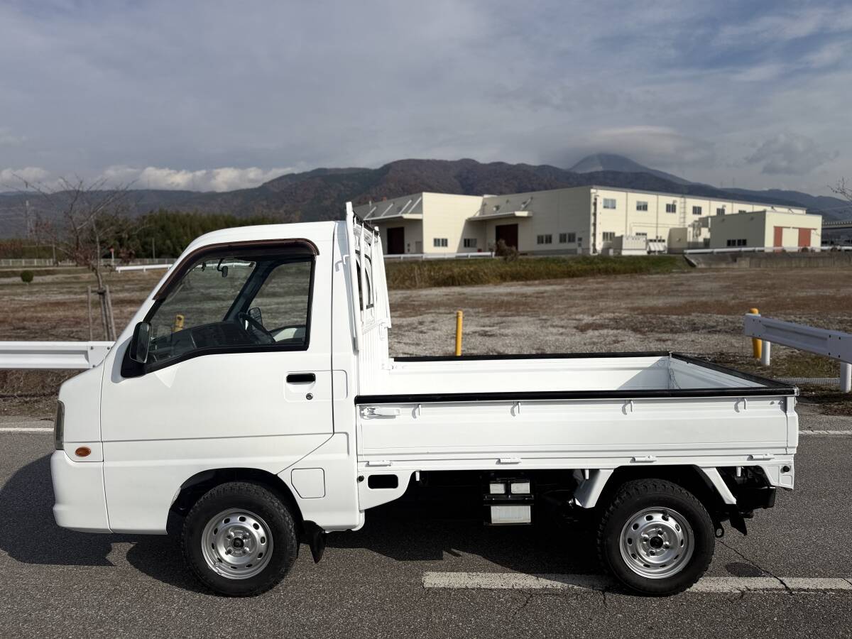 スバル サンバートラック●TCスーパーチャージャー●5速マニュアル●4WD●ELシフト●AC&PS付き●車検2年付き●タイミングベルト交換済み_画像4