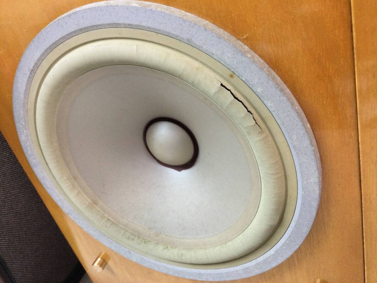 ★ YAMAHA ヤマハ NS-1 ブックシェルフ型 スピーカー ペア 同番シリアル 音出し確認済み ジャンク_画像3