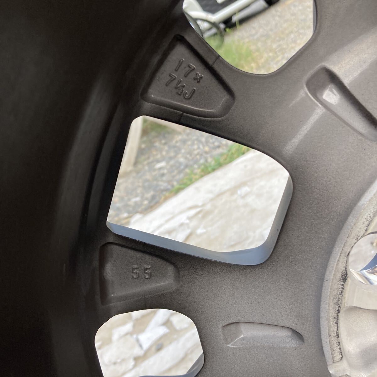 新型タコマ　純正　タイヤ　ホイール　新車外し　265/70Ｒ17　TRD　オフロード　Toyota Tacoma　2024モデル_画像4