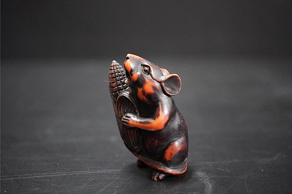 D5741-3 старый netsuke дерево гравюра [ шар .....] старый netsuke . предмет 