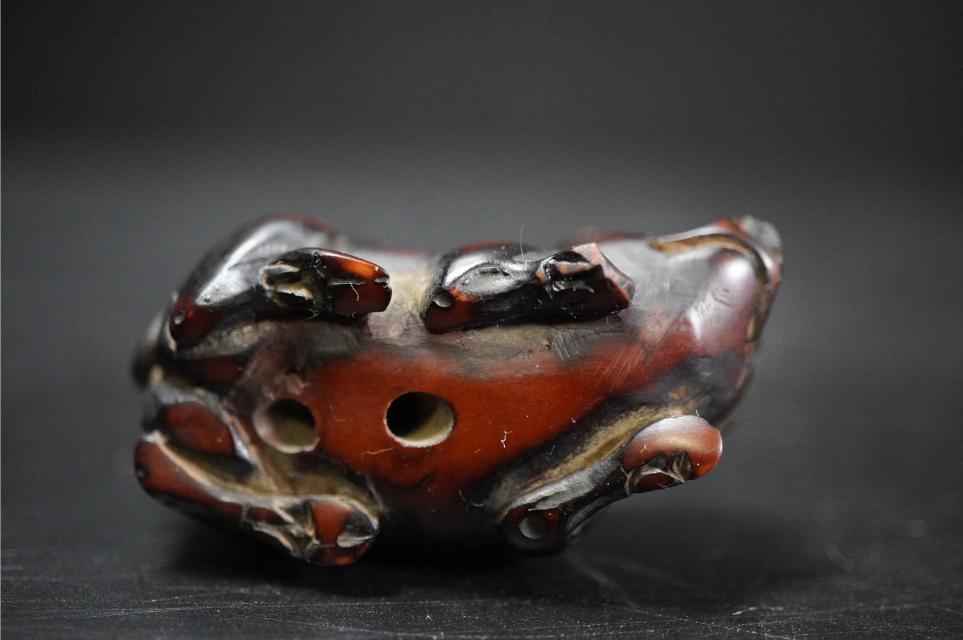 D5841-1 старый netsuke дерево гравюра [ свинья . ездить .] старый netsuke . предмет 