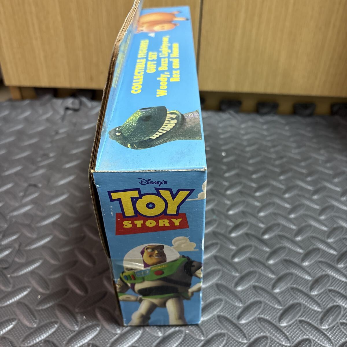 【本体未使用・箱劣化あり】トイ・ストーリー コレクタブルフィギュアギフトセット TOY STORY COLLECTIBLE FIGURES GIFT SET_画像7