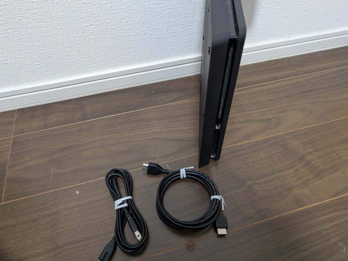 【1円】PS4 本体 1TB ブラック SONY PlayStation4 CUH-2000B 初期化/動作確認済 FW13.02 _画像2