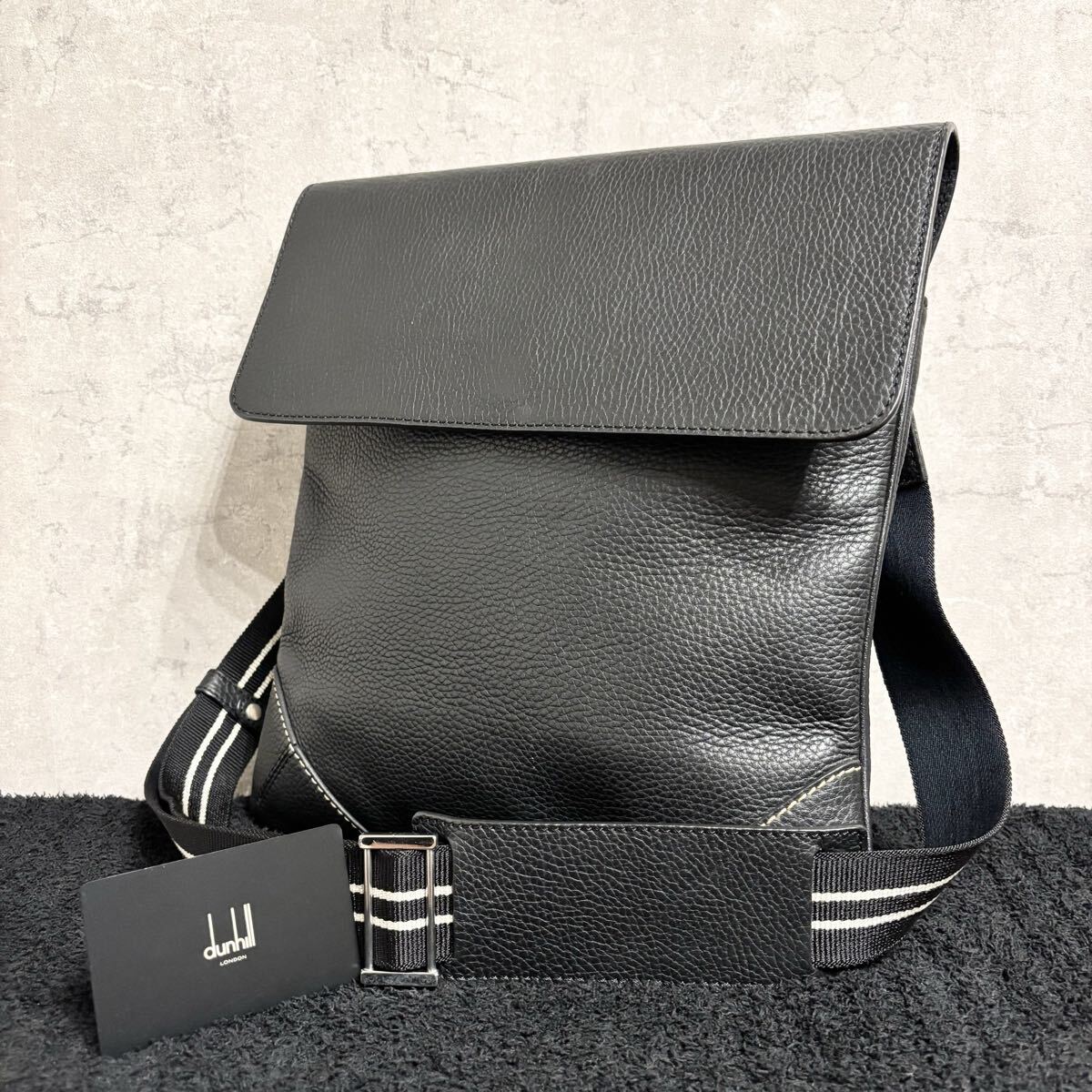 1円スタート 極美品 dunhill ダンヒル ブラック レザー ショルダーバッグ サコッシュ 黒_画像1