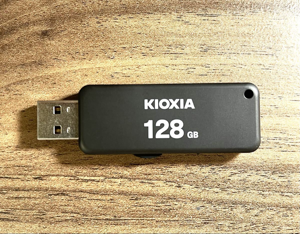 USBメモリー128GB KIOXIA(旧社名東芝)日本製 スライド式【5個セット】_画像3