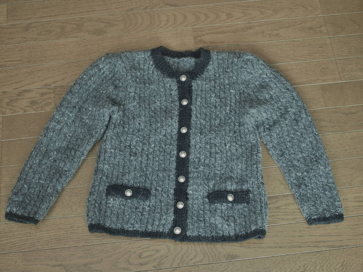 手編み　シャネル風 カーディガン 長袖　グレー＆ブラック　ウール、アクリル_画像1