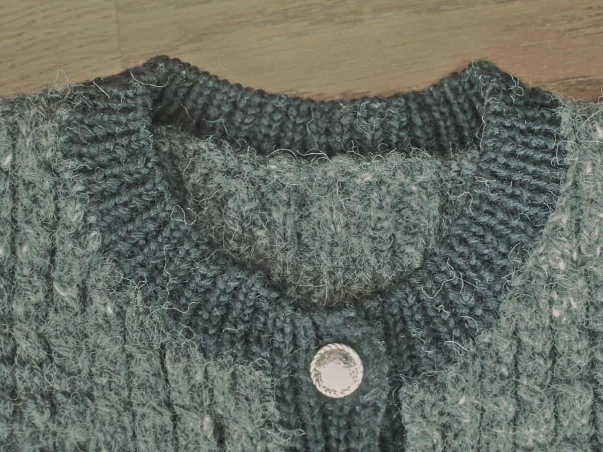 手編み　シャネル風 カーディガン 長袖　グレー＆ブラック　ウール、アクリル_画像4
