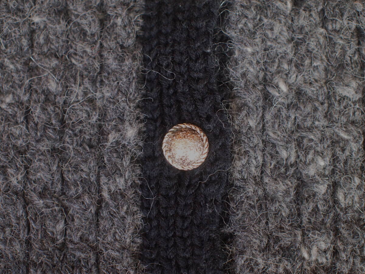 手編み　シャネル風 カーディガン 長袖　グレー＆ブラック　ウール、アクリル_画像7