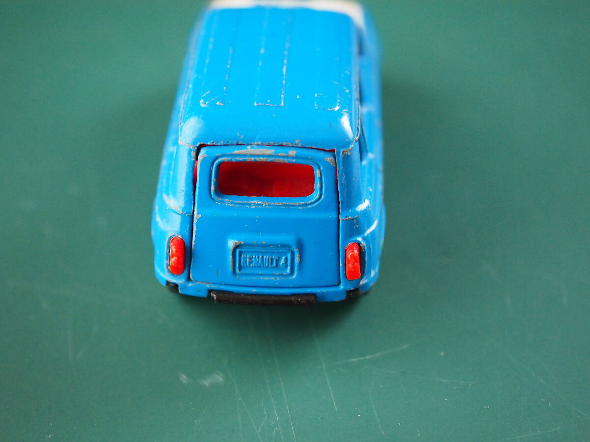 トミカダンディ　ルノー４TL　本体のみ 外箱無し 中古 日本製 ミニカー_画像4